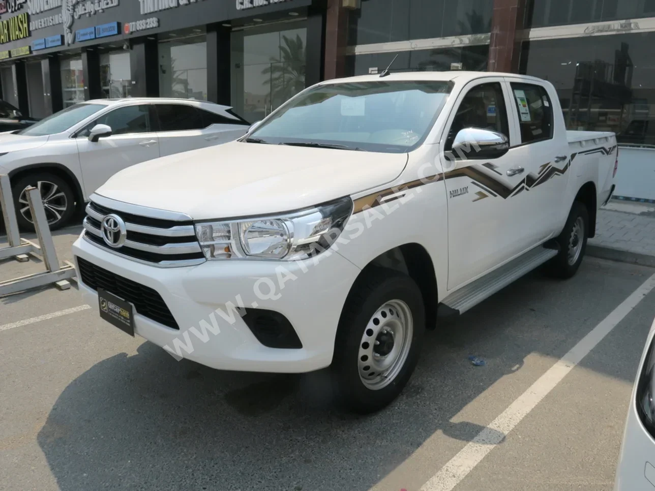 Toyota  Hilux  2024  Automatic  0 Km  4 Cylinder  Four Wheel Drive (4WD)  Pick Up  White  With Warranty