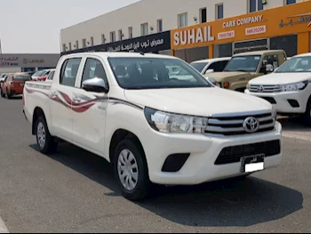 Toyota  Hilux  2020  Manual  19,000 Km  4 Cylinder  Four Wheel Drive (4WD)  Pick Up  White