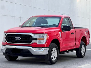 Ford  F  150  2022  Automatic  0 Km  8 Cylinder  Four Wheel Drive (4WD)  Pick Up  Red  With Warranty