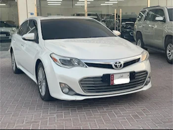 Toyota  Avalon  Limited  2013  Automatic  260,000 Km  6 Cylinder  Front Wheel Drive (FWD)  Sedan  White