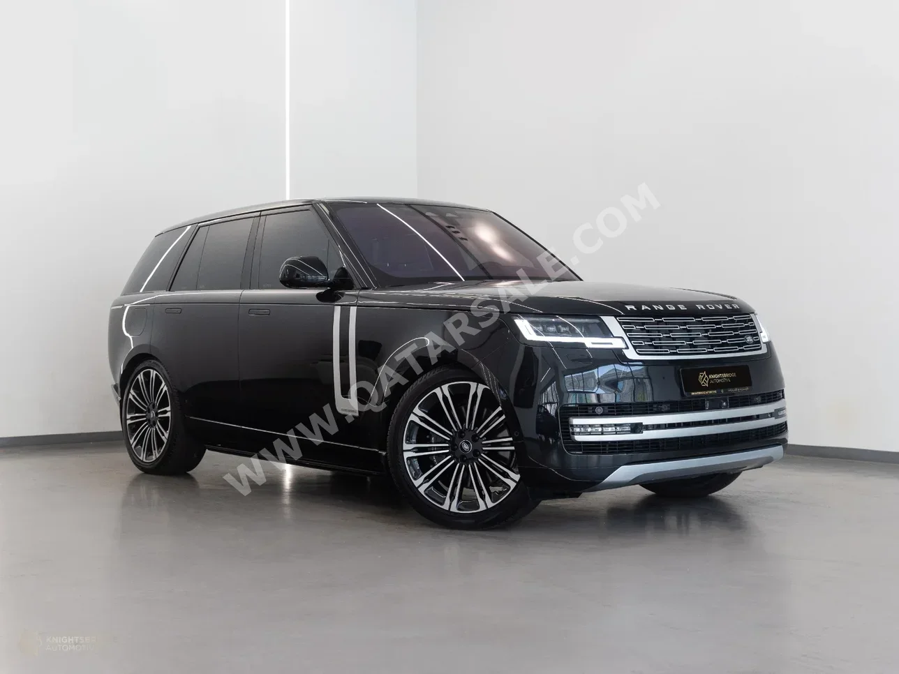 Land Rover  Range Rover  Vogue  Autobiography  2022  Automatic  14,400 Km  8 Cylinder  Four Wheel Drive (4WD)  SUV  Black  With Warranty