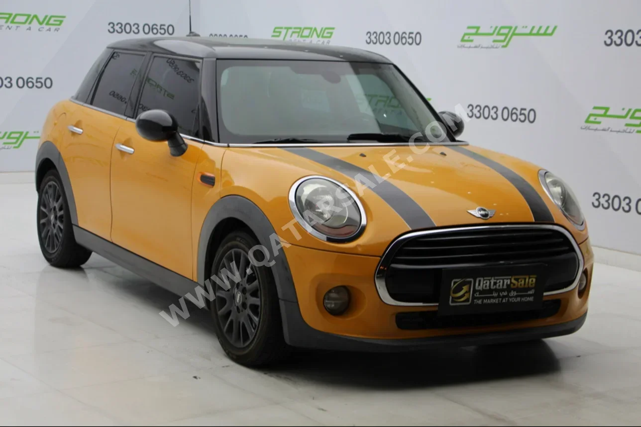 Mini  Cooper  2016  Automatic  102,000 Km  4 Cylinder  Front Wheel Drive (FWD)  Hatchback  Orange