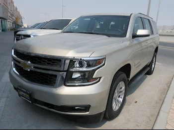 Chevrolet  Tahoe  2017  Automatic  216,000 Km  8 Cylinder  Four Wheel Drive (4WD)  SUV  Silver