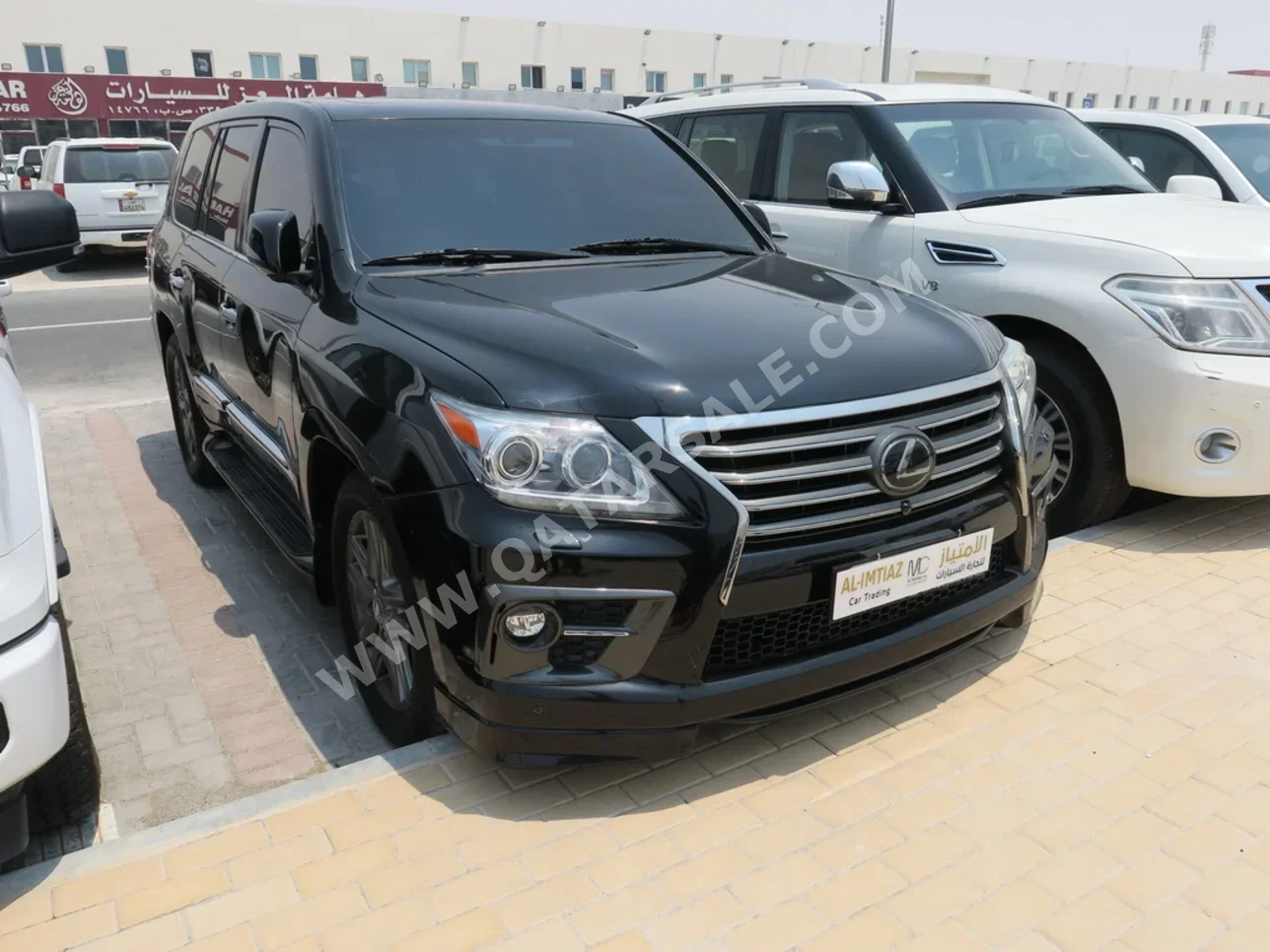 Lexus  LX  570  2014  Automatic  168,000 Km  8 Cylinder  Four Wheel Drive (4WD)  SUV  Black