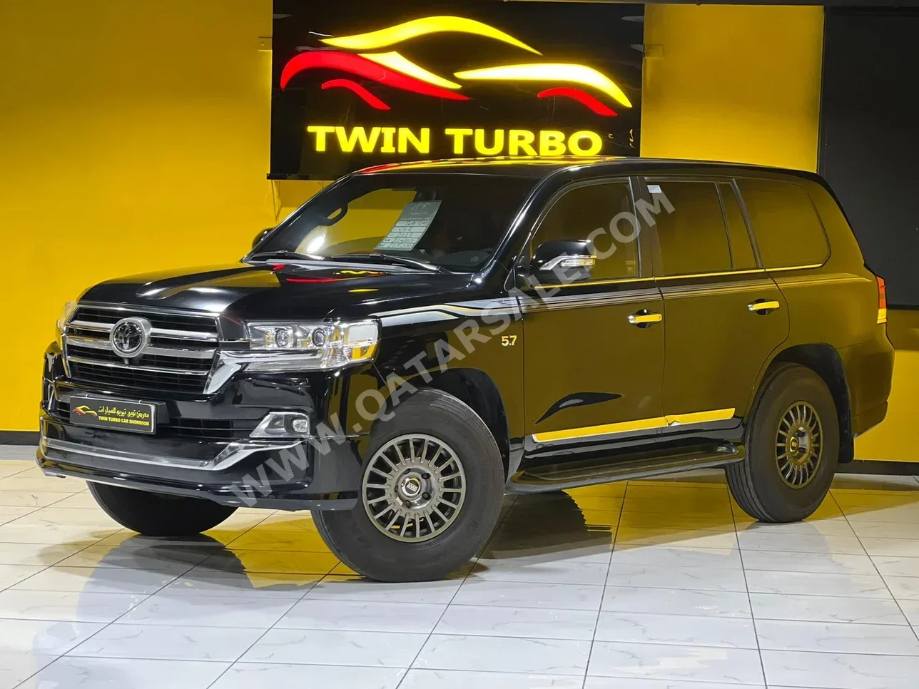 Toyota  Land Cruiser  VXR  2019  Automatic  214,000 Km  8 Cylinder  Four Wheel Drive (4WD)  SUV  Black