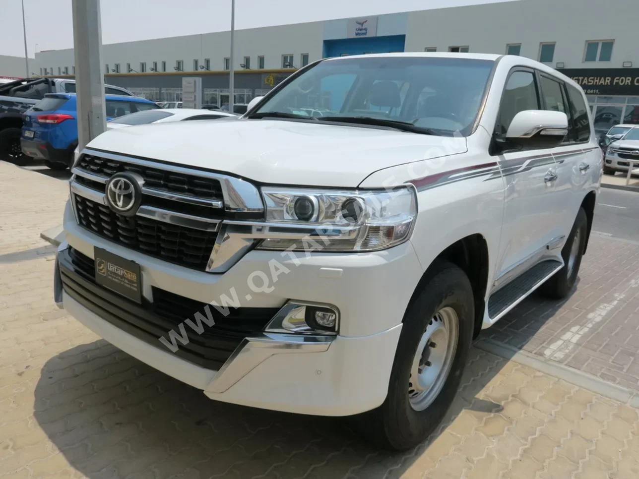 Toyota  Land Cruiser  GXR  2020  Automatic  97,000 Km  8 Cylinder  Four Wheel Drive (4WD)  SUV  White