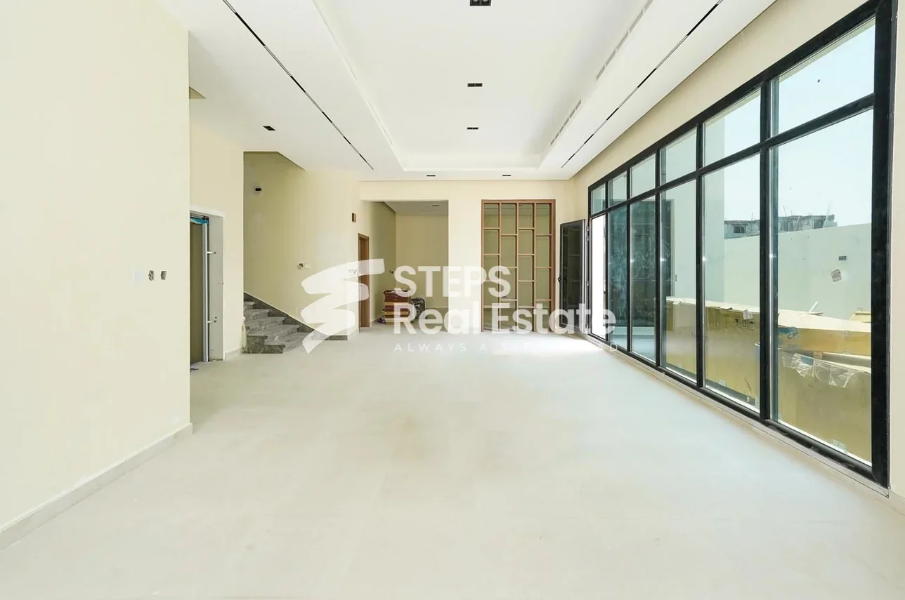 Family Residential  - Not Furnished  - Al Daayen  - Al Khisah  - 7 Bedrooms