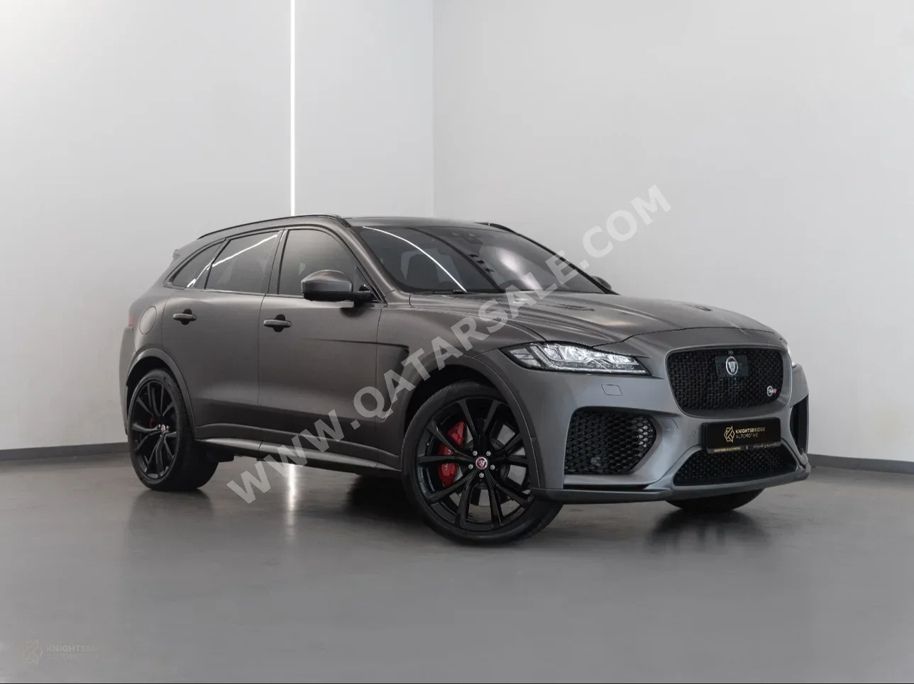 Jaguar  F-Pace  SVR  2020  Automatic  41,000 Km  8 Cylinder  All Wheel Drive (AWD)  SUV  Gray  With Warranty