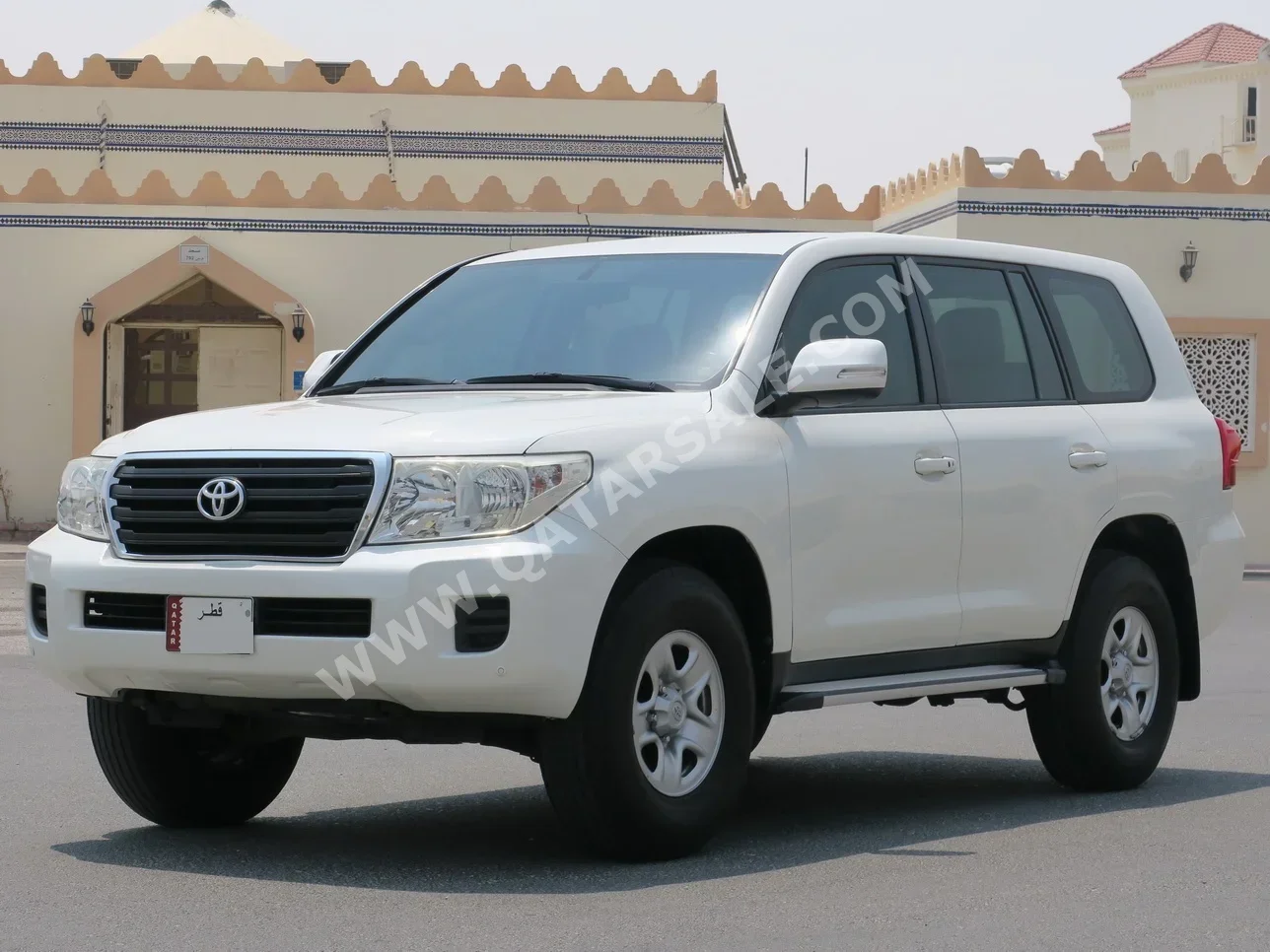 Toyota  Land Cruiser  G  2015  Automatic  191,000 Km  6 Cylinder  Four Wheel Drive (4WD)  SUV  White