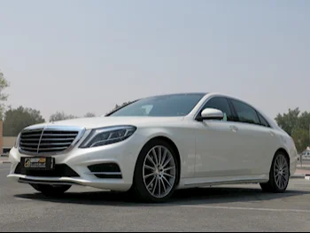 Mercedes-Benz  S-Class  400  2016  Automatic  80,000 Km  6 Cylinder  Rear Wheel Drive (RWD)  Sedan  White