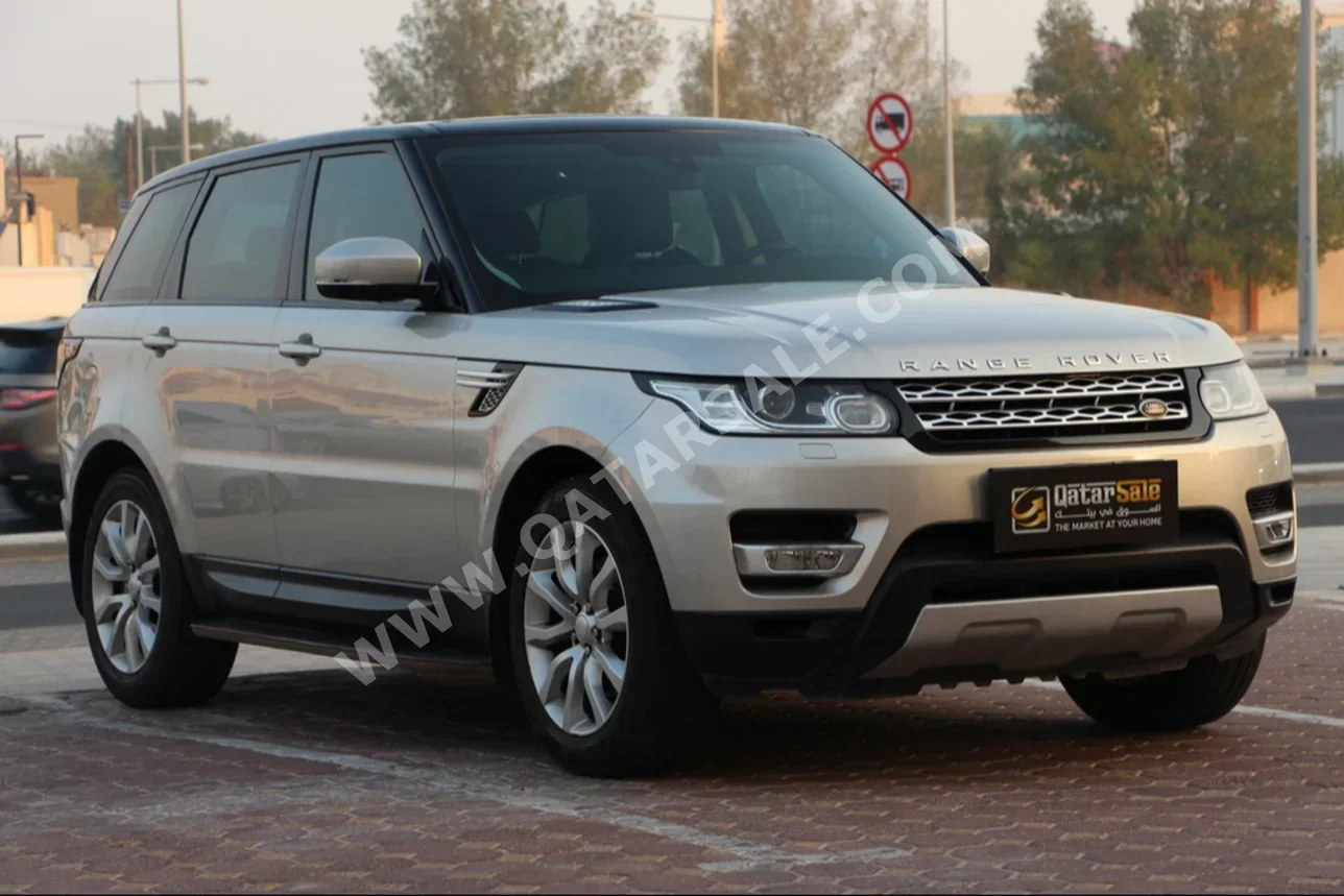 Land Rover  Range Rover  Sport  2016  Automatic  85,000 Km  6 Cylinder  Four Wheel Drive (4WD)  SUV  Beige