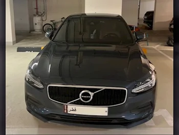 Volvo  S  90  2020  Automatic  39,000 Km  4 Cylinder  Front Wheel Drive (FWD)  Sedan  Blue