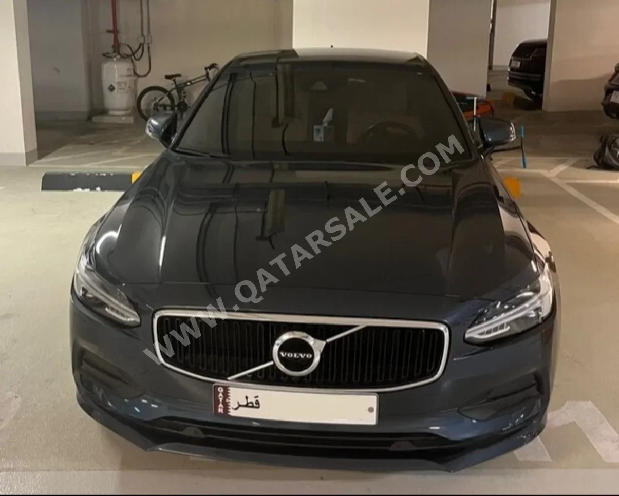 Volvo  S  90  2020  Automatic  39,000 Km  4 Cylinder  Front Wheel Drive (FWD)  Sedan  Blue