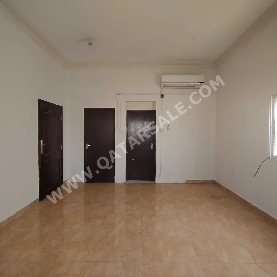 Studio  For Rent  in Umm Salal -  Umm Salal Ali  Not Furnished