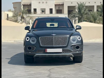 Bentley  Bentayga  2018  Automatic  109,000 Km  12 Cylinder  Four Wheel Drive (4WD)  SUV  Gray