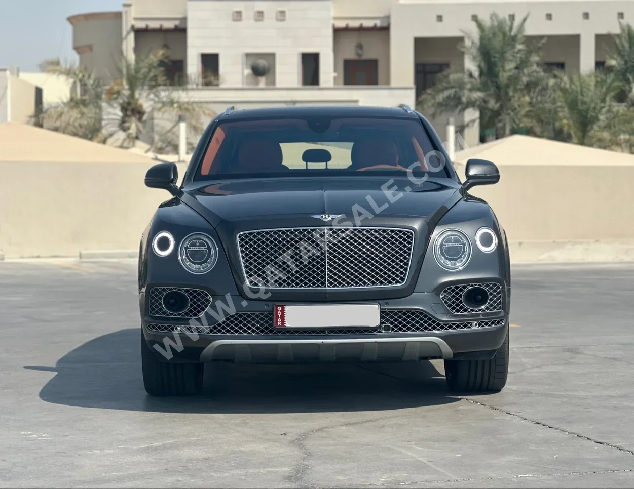 Bentley  Bentayga  2018  Automatic  109,000 Km  12 Cylinder  Four Wheel Drive (4WD)  SUV  Gray