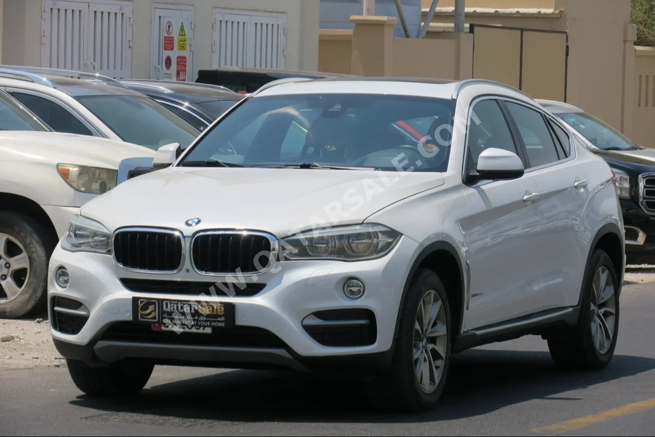 BMW  X-Series  X6  2016  Automatic  161,000 Km  6 Cylinder  Four Wheel Drive (4WD)  SUV  White