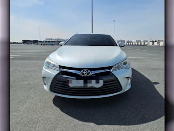 Toyota  Camry  GLX  2017  Automatic  102,000 Km  4 Cylinder  Front Wheel Drive (FWD)  Sedan  Pearl