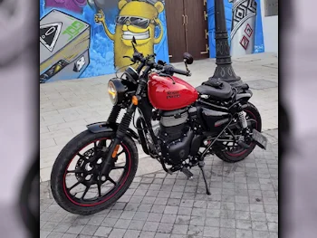 Royal Enfield  Meteor -  2022 - Color Red