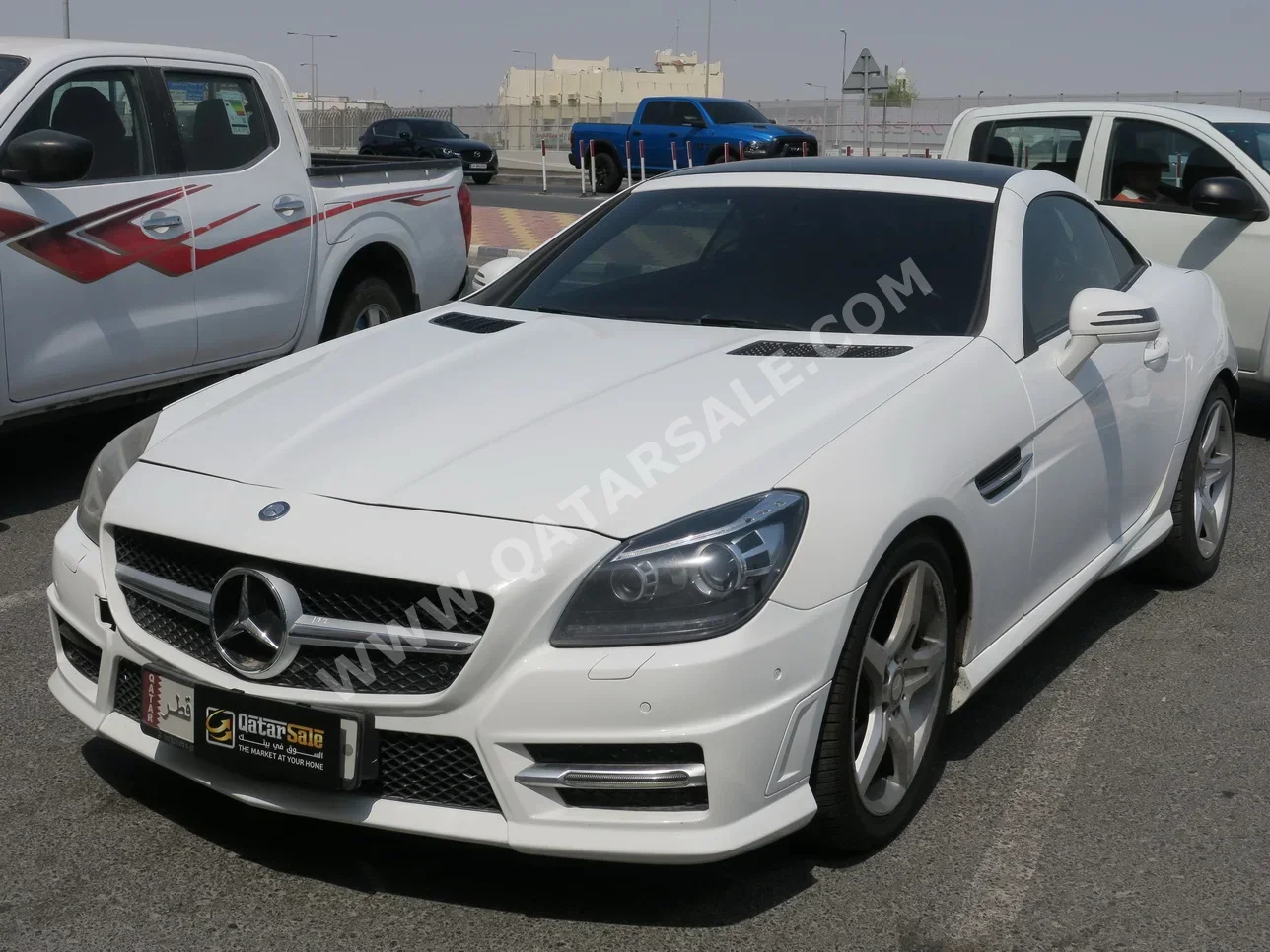 Mercedes-Benz  SLK  350  2016  Automatic  120,000 Km  6 Cylinder  Rear Wheel Drive (RWD)  Convertible  White