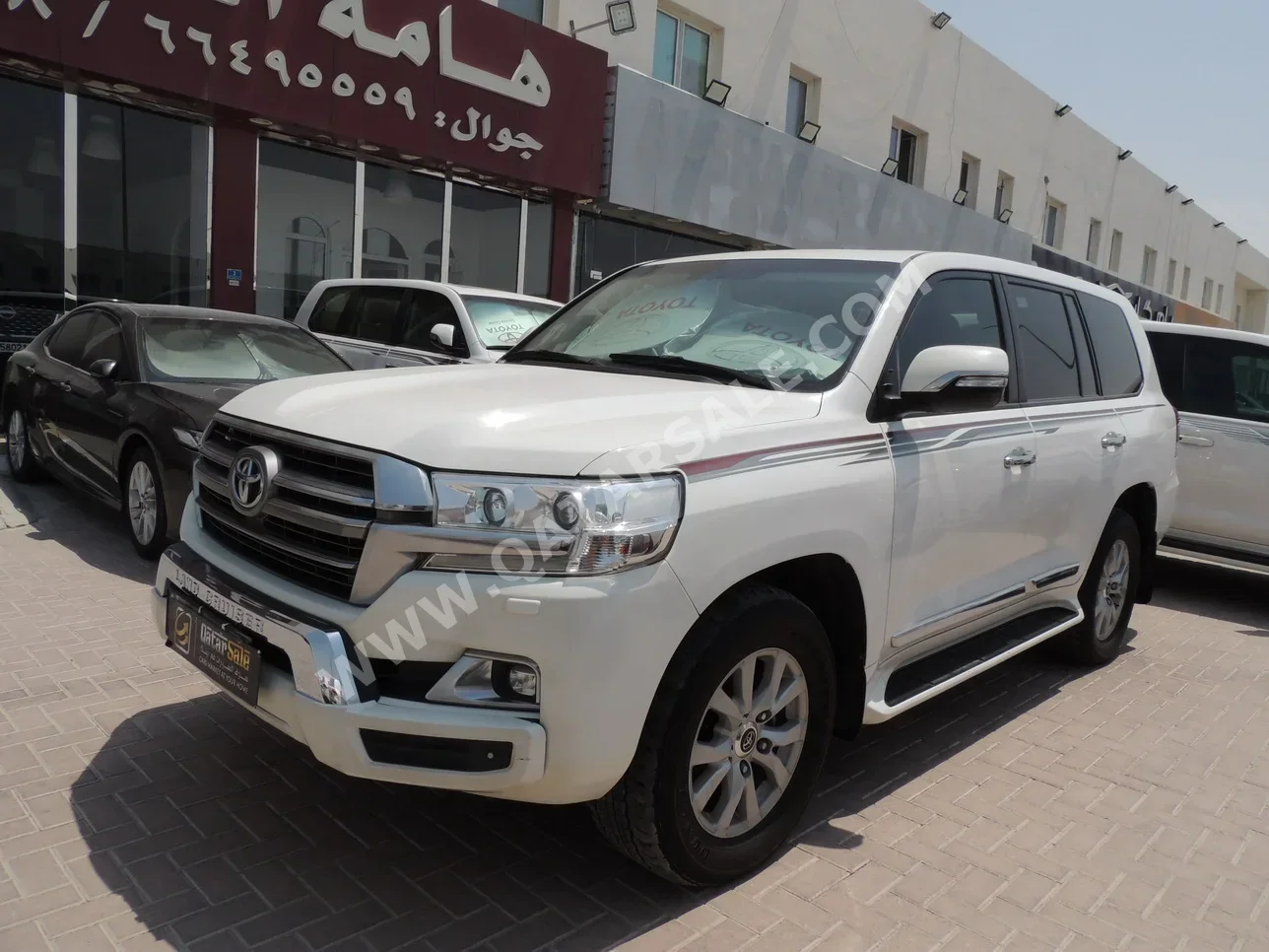 Toyota  Land Cruiser  GXR  2020  Automatic  200,000 Km  8 Cylinder  Four Wheel Drive (4WD)  SUV  White