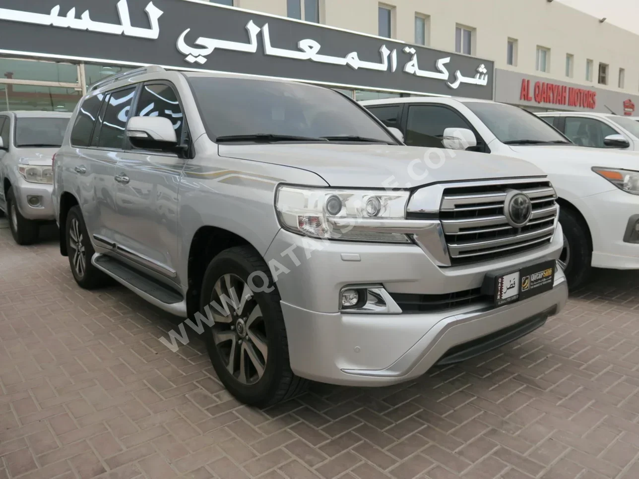 Toyota  Land Cruiser  VXS  2018  Automatic  165,000 Km  8 Cylinder  Four Wheel Drive (4WD)  SUV  Silver