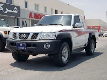 Nissan  Pickup  2022  Automatic  66,000 Km  6 Cylinder  Rear Wheel Drive (RWD)  Pick Up  White