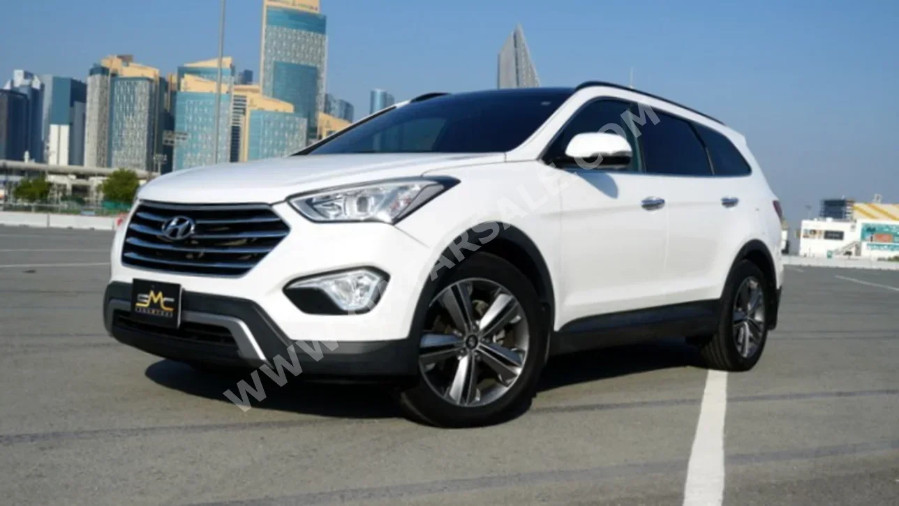 Hyundai  Grand Santa Fe  2015  Automatic  69,000 Km  6 Cylinder  Four Wheel Drive (4WD)  SUV  White