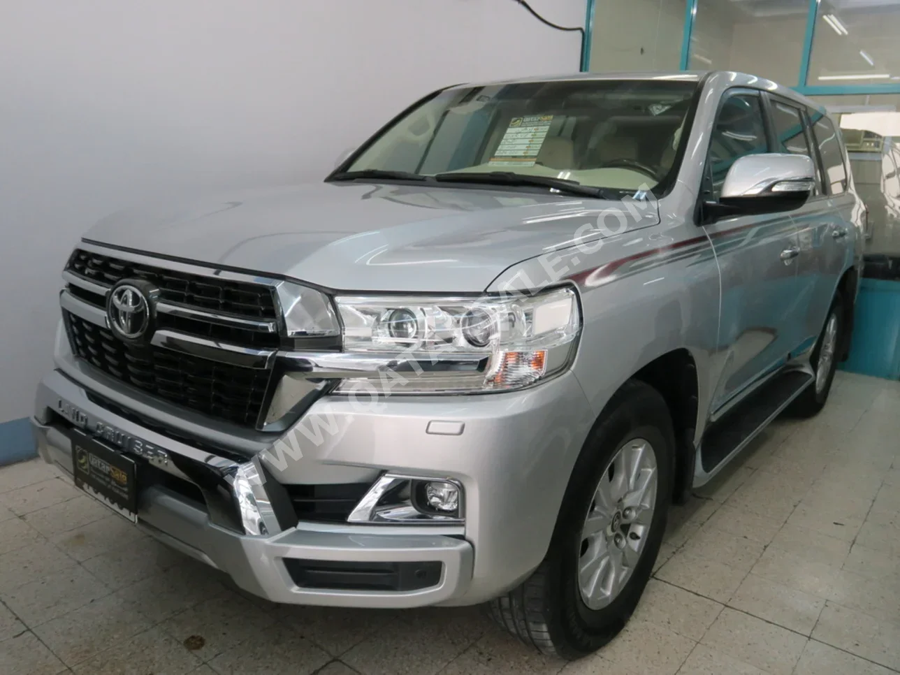 Toyota  Land Cruiser  GXR  2021  Automatic  31,000 Km  8 Cylinder  Four Wheel Drive (4WD)  SUV  Silver