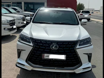 Lexus  LX  570  2021  Automatic  13,000 Km  8 Cylinder  Four Wheel Drive (4WD)  SUV  White  With Warranty