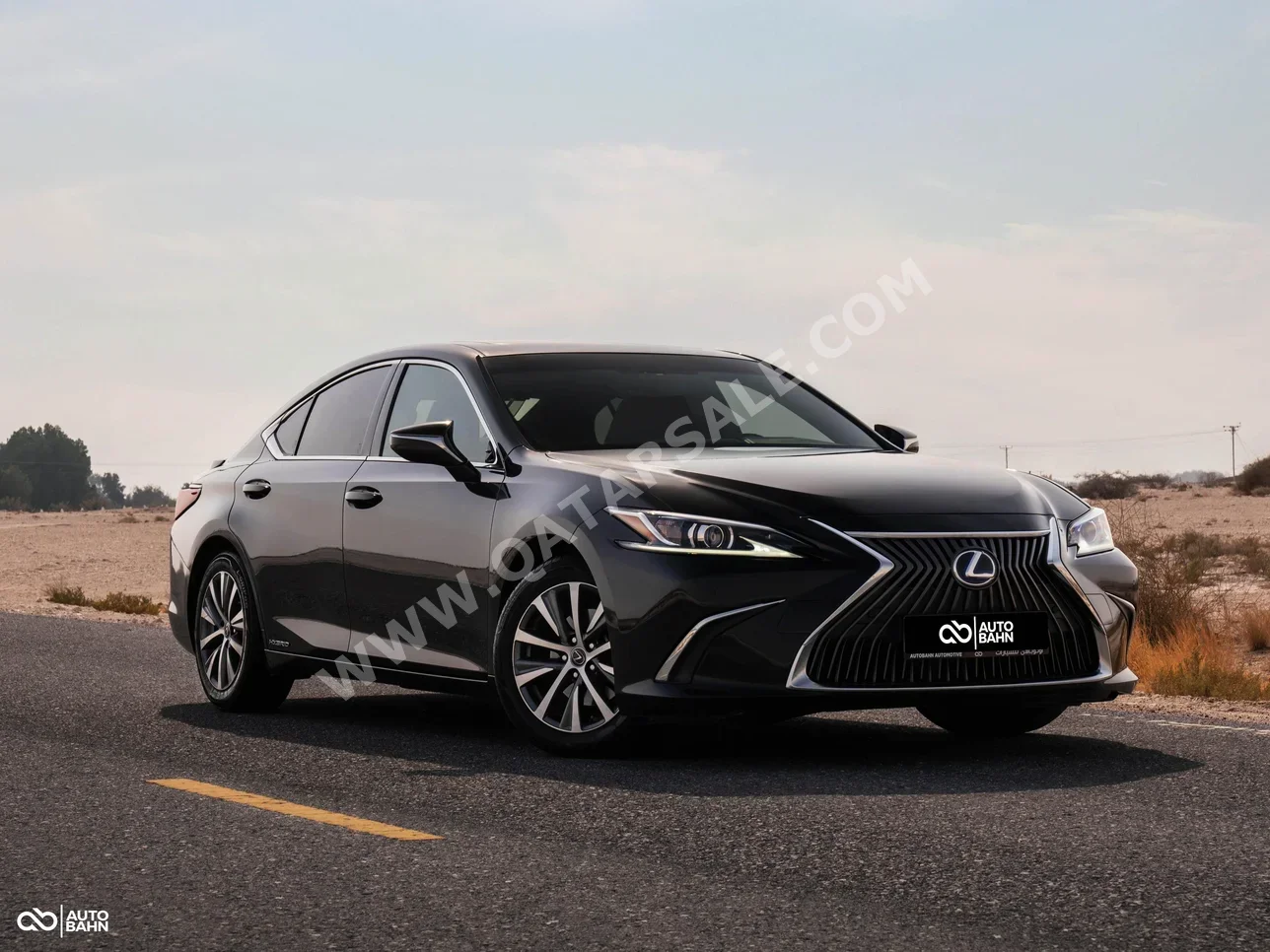 Lexus  ES  300h  2020  Automatic  52,000 Km  4 Cylinder  Front Wheel Drive (FWD)  Sedan  Black