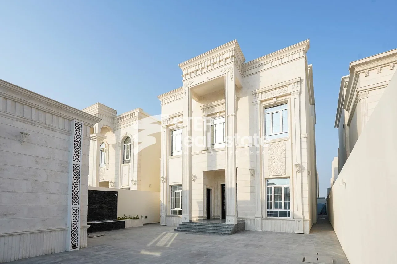 Family Residential  - Not Furnished  - Al Daayen  - Al Khisah  - 8 Bedrooms