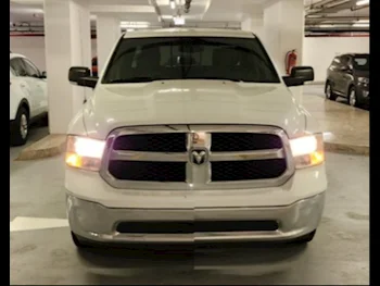 Dodge  Ram  SLT  2013  Automatic  167,000 Km  8 Cylinder  Four Wheel Drive (4WD)  Pick Up  White