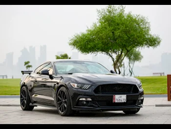 Ford  Mustang  GT  2017  Automatic  57,000 Km  8 Cylinder  Rear Wheel Drive (RWD)  Coupe / Sport  Black  With Warranty