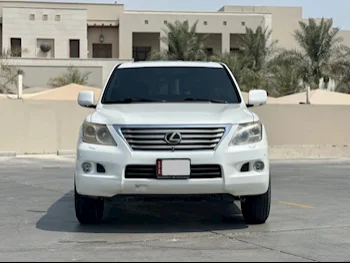 Lexus  LX  570  2011  Automatic  418,000 Km  8 Cylinder  Four Wheel Drive (4WD)  SUV  White