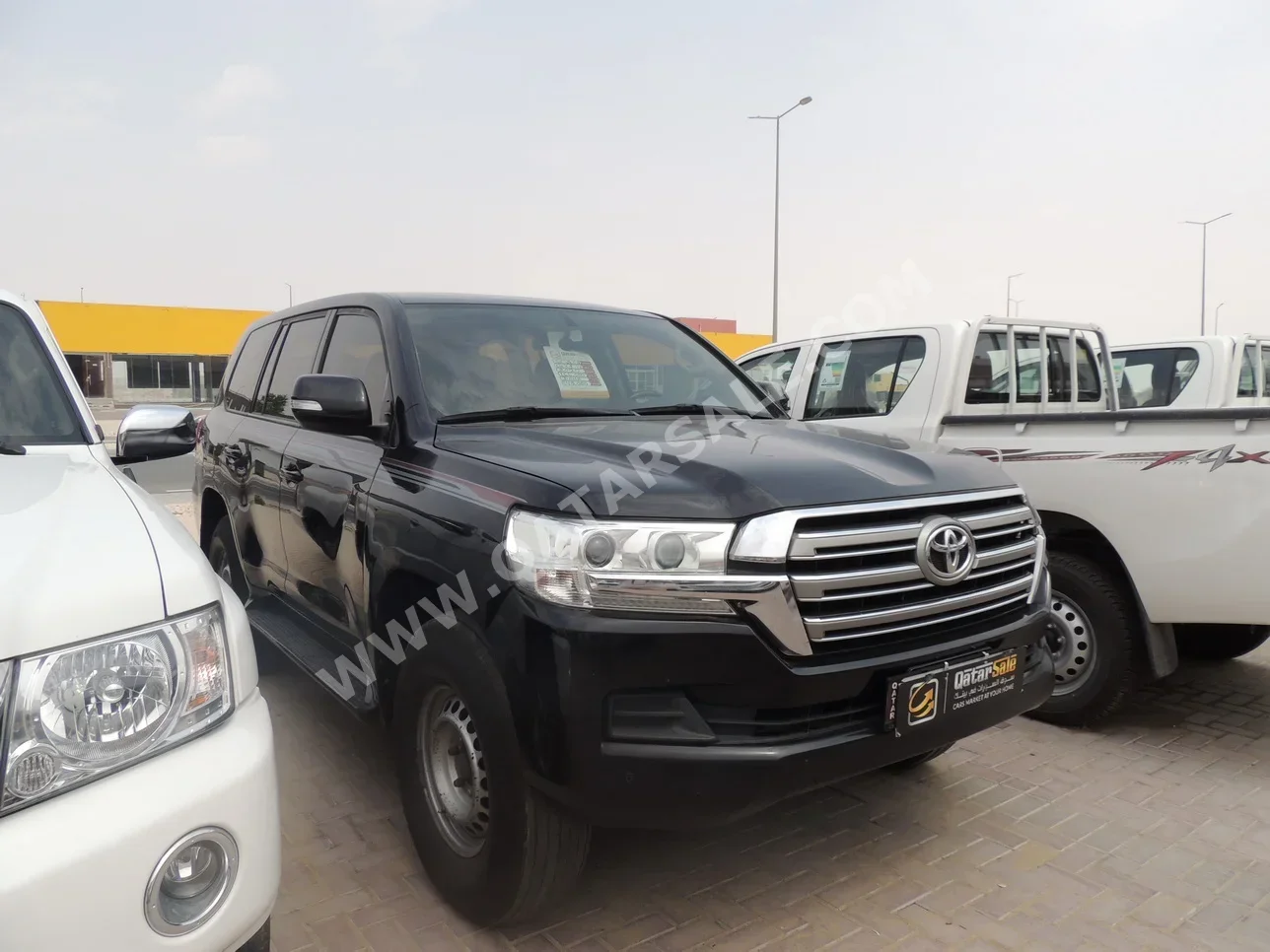 Toyota  Land Cruiser  GXR  2020  Automatic  166,000 Km  6 Cylinder  Four Wheel Drive (4WD)  SUV  Black