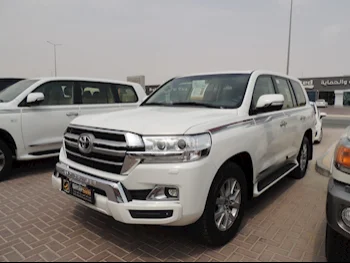 Toyota  Land Cruiser  GXR  2020  Automatic  210,000 Km  8 Cylinder  Four Wheel Drive (4WD)  SUV  White