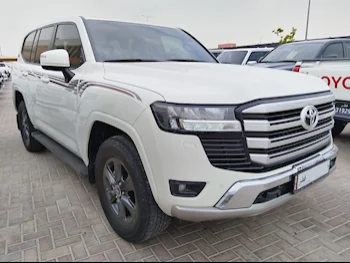 Toyota  Land Cruiser  GXR Twin Turbo  2022  Automatic  51,000 Km  6 Cylinder  Four Wheel Drive (4WD)  SUV  White  With Warranty