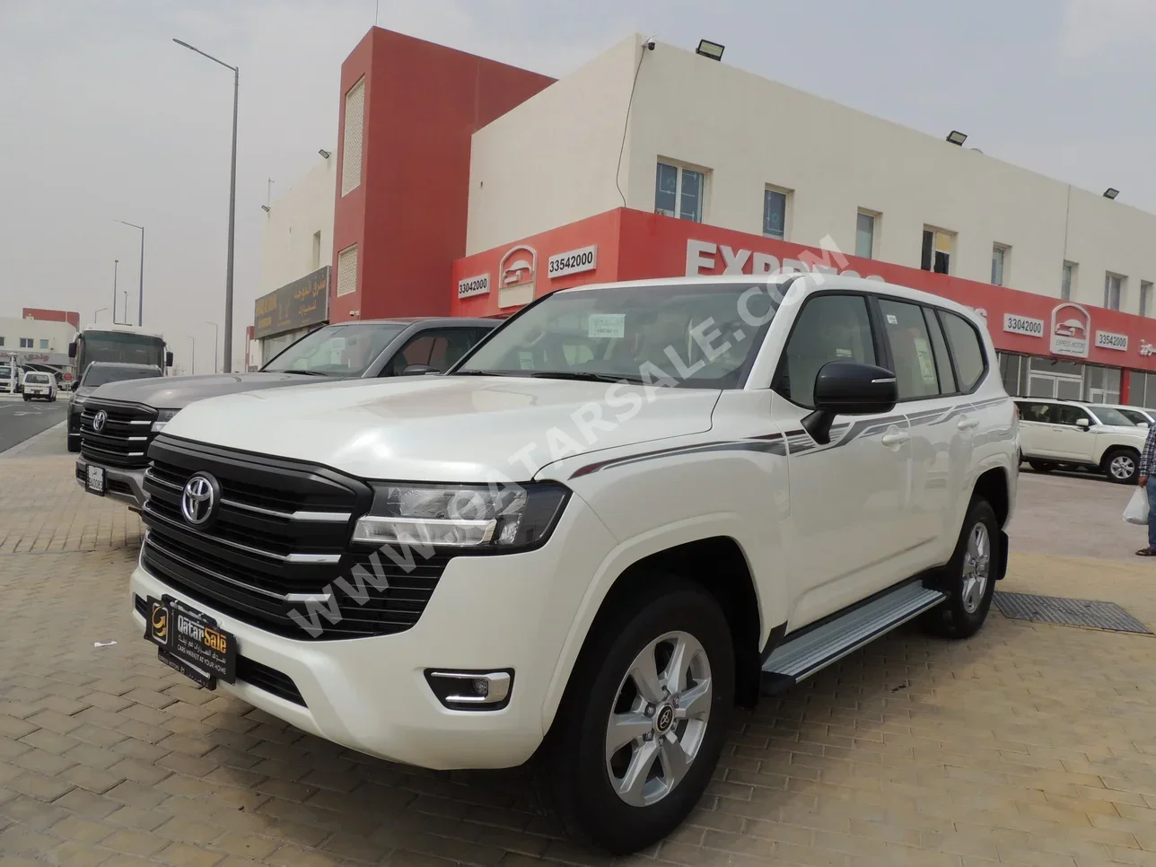 Toyota  Land Cruiser  GXR Twin Turbo  2024  Automatic  0 Km  6 Cylinder  Four Wheel Drive (4WD)  SUV  White  With Warranty