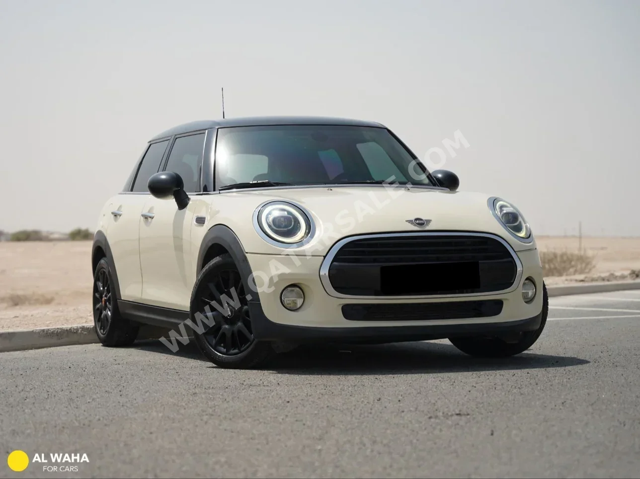 Mini  Cooper  2019  Automatic  63,000 Km  4 Cylinder  Front Wheel Drive (FWD)  Hatchback  Beige