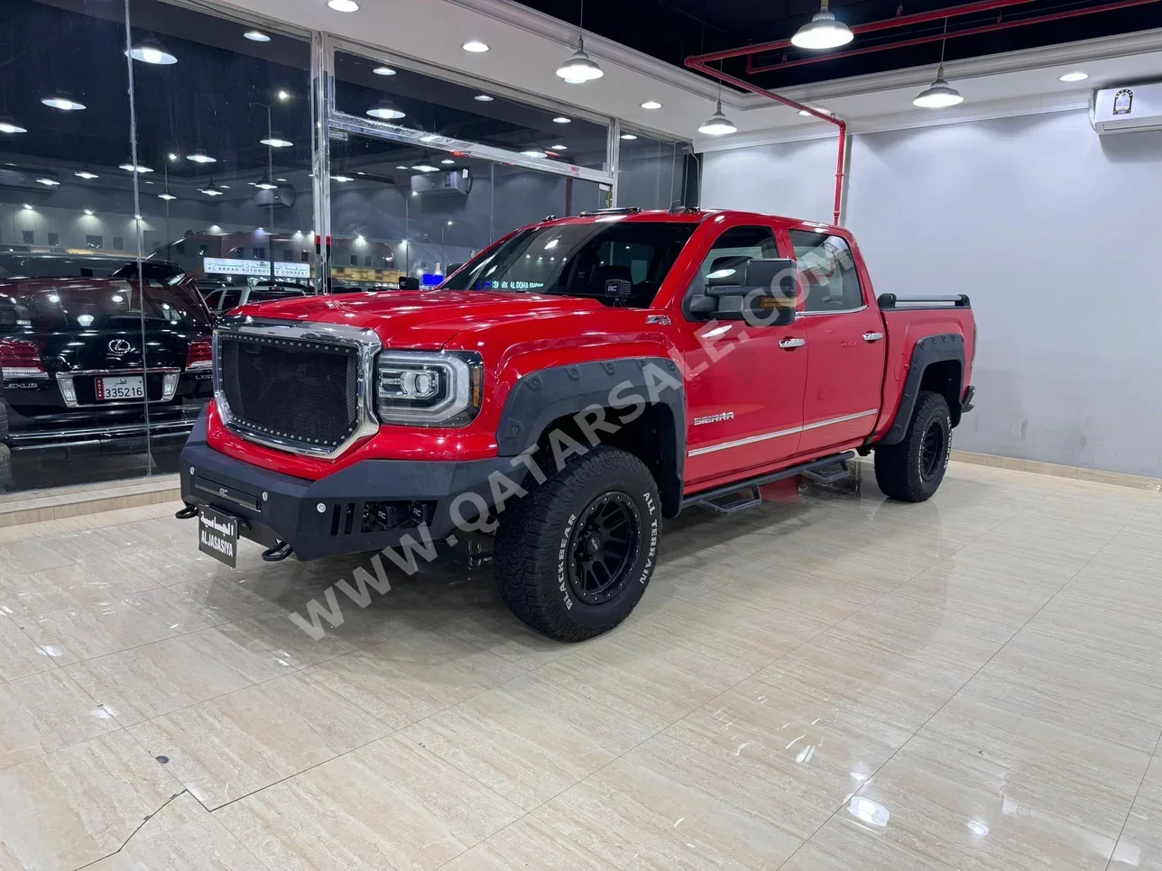 GMC  Sierra  SLT  2016  Automatic  147,000 Km  8 Cylinder  Four Wheel Drive (4WD)  Pick Up  Red