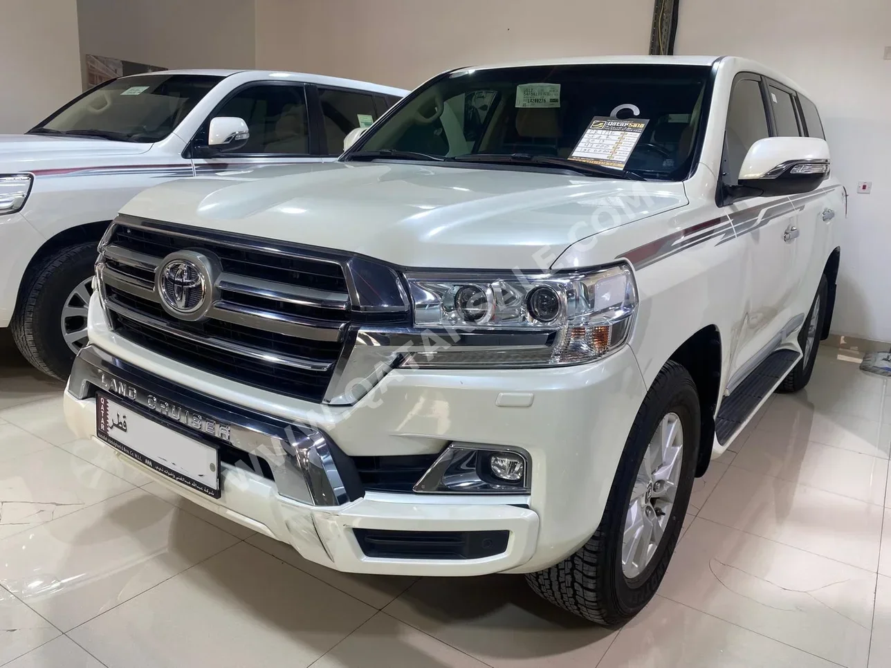 Toyota  Land Cruiser  GXR  2019  Automatic  47,000 Km  8 Cylinder  Four Wheel Drive (4WD)  SUV  White