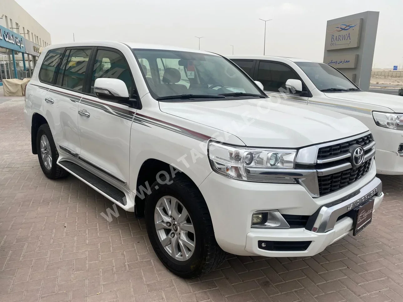 Toyota  Land Cruiser  GXR  2019  Automatic  210,000 Km  6 Cylinder  Four Wheel Drive (4WD)  SUV  White