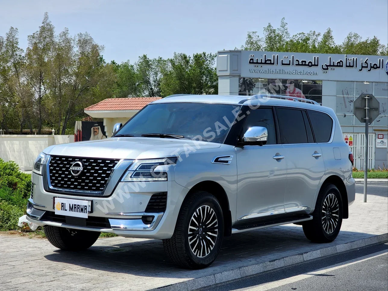 Nissan  Patrol  Platinum  2023  Automatic  17,000 Km  6 Cylinder  Four Wheel Drive (4WD)  SUV  Silver  With Warranty