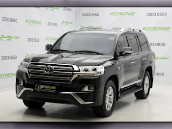 Toyota  Land Cruiser  VXR  2018  Automatic  160,000 Km  8 Cylinder  Four Wheel Drive (4WD)  SUV  Black