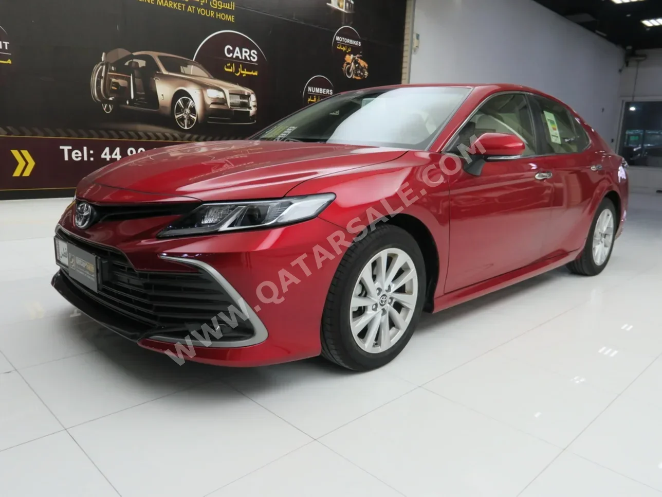 Toyota  Camry  GLE  2023  Automatic  1,400 Km  4 Cylinder  Front Wheel Drive (FWD)  Sedan  Red  With Warranty