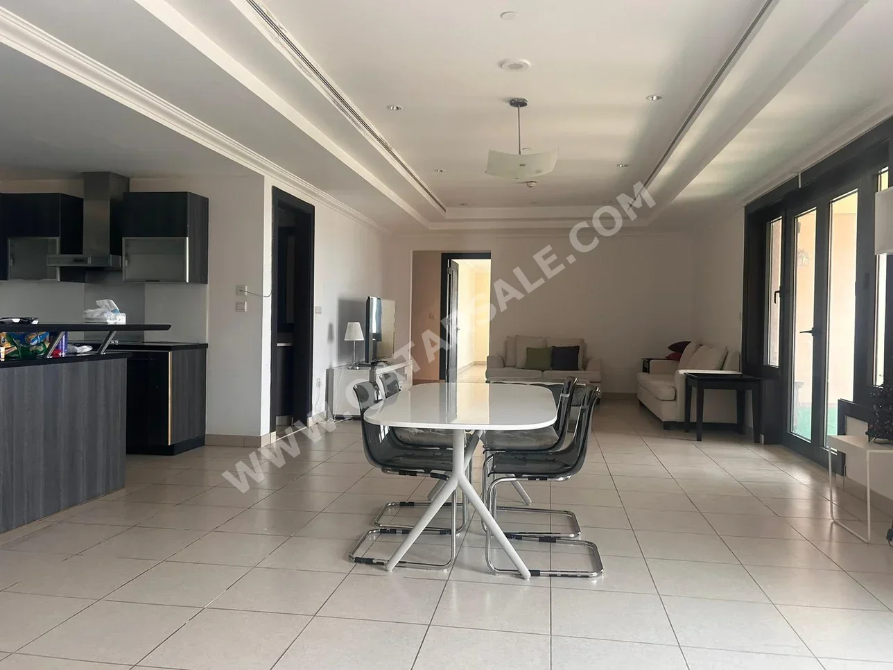 2 Bedrooms  Apartment  in Doha -  The Pearl  Not Furnished