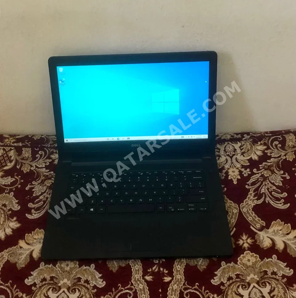 Laptops Dell  - Latitude  - Black  - MacOS  - Intel  - Core i3  -Memory (Ram): 8 GB