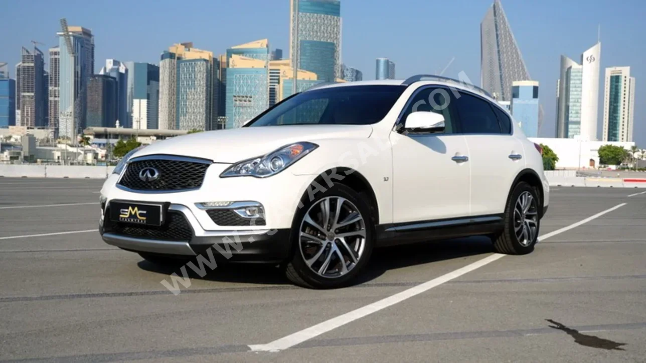 Infiniti  QX  50  2016  Automatic  49,000 Km  6 Cylinder  All Wheel Drive (AWD)  SUV  White