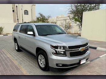 Chevrolet  Suburban  LT  2018  Automatic  127,000 Km  8 Cylinder  Four Wheel Drive (4WD)  SUV  Silver